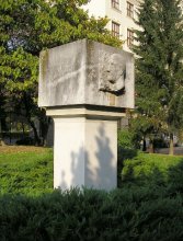 pomník: E. Baudyš