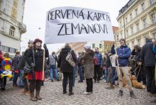 Demonstrace proti politice prezidenta Miloše Zemana