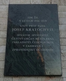 pamětní deska: Josef Kratochvil