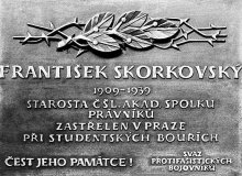 pamětní deska: F. Skorkovský