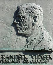 pamětní deska: F. Vitásek