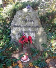pomník: pomník padlým rudoarmějcům