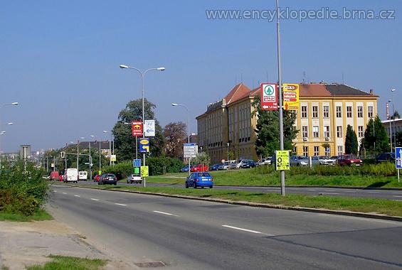 File:Brno-Zidenice - Zakladni skola Gajdosova.jpg - Wikimedia Commons