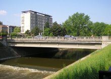 Nové sady, Renneská třída, Novosadský most