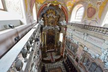 Beethovenova, Jezuitská -, Kostel Nanebevzetí Panny Marie a klášter jezuitů