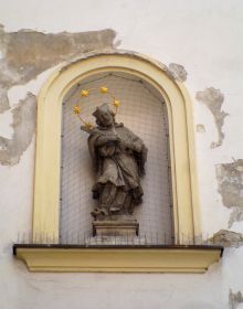 sochařská realizace: socha sv. Jana Nepomuckého 