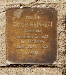 jiná realizace: uctění památky oběti okupace - A. Heinrich