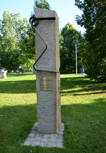 pomník: F. Kocourek