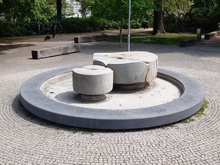 fontána: Fontána v parku