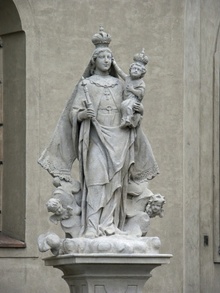 sochařská realizace: socha Panny Marie Křtinské