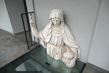 sochařská realizace: sousoší sv. Anny s dítětem