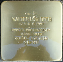 Kámen zmizelého: uctění památky - W. Löw-Beer