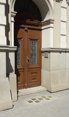 img33144.jpg