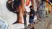 graffiti: Pocta herci Jiřímu Pechovi