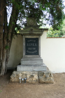 img33768.jpg