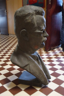 img33990.jpg