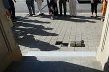 img34020.jpg