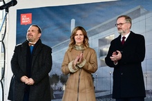 img34073.jpg