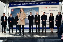 img34074.jpg