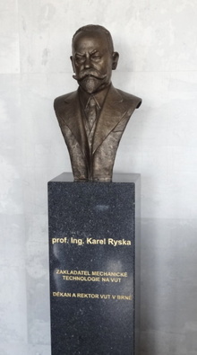 img34225.jpg