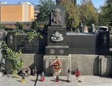 img34440.jpg