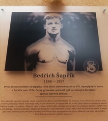 pamětní deska: Bedřich Šupčík