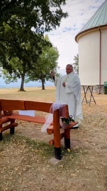 img37323.jpg