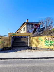 img37821.jpg