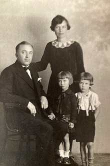 img37900.jpg
