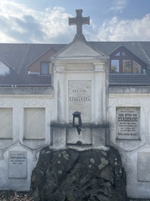 img37913.jpg